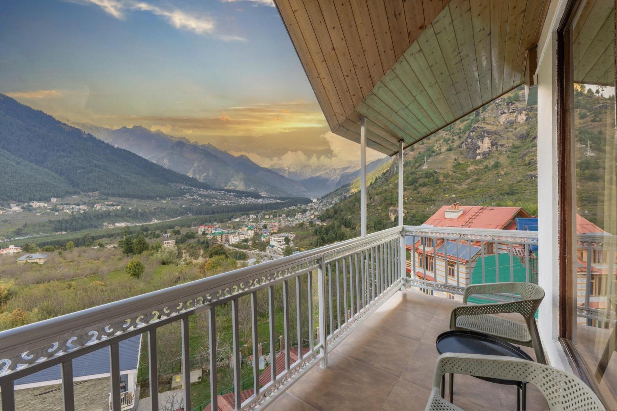 Echor Himalayan Heights Manali Hotell Exteriör bild