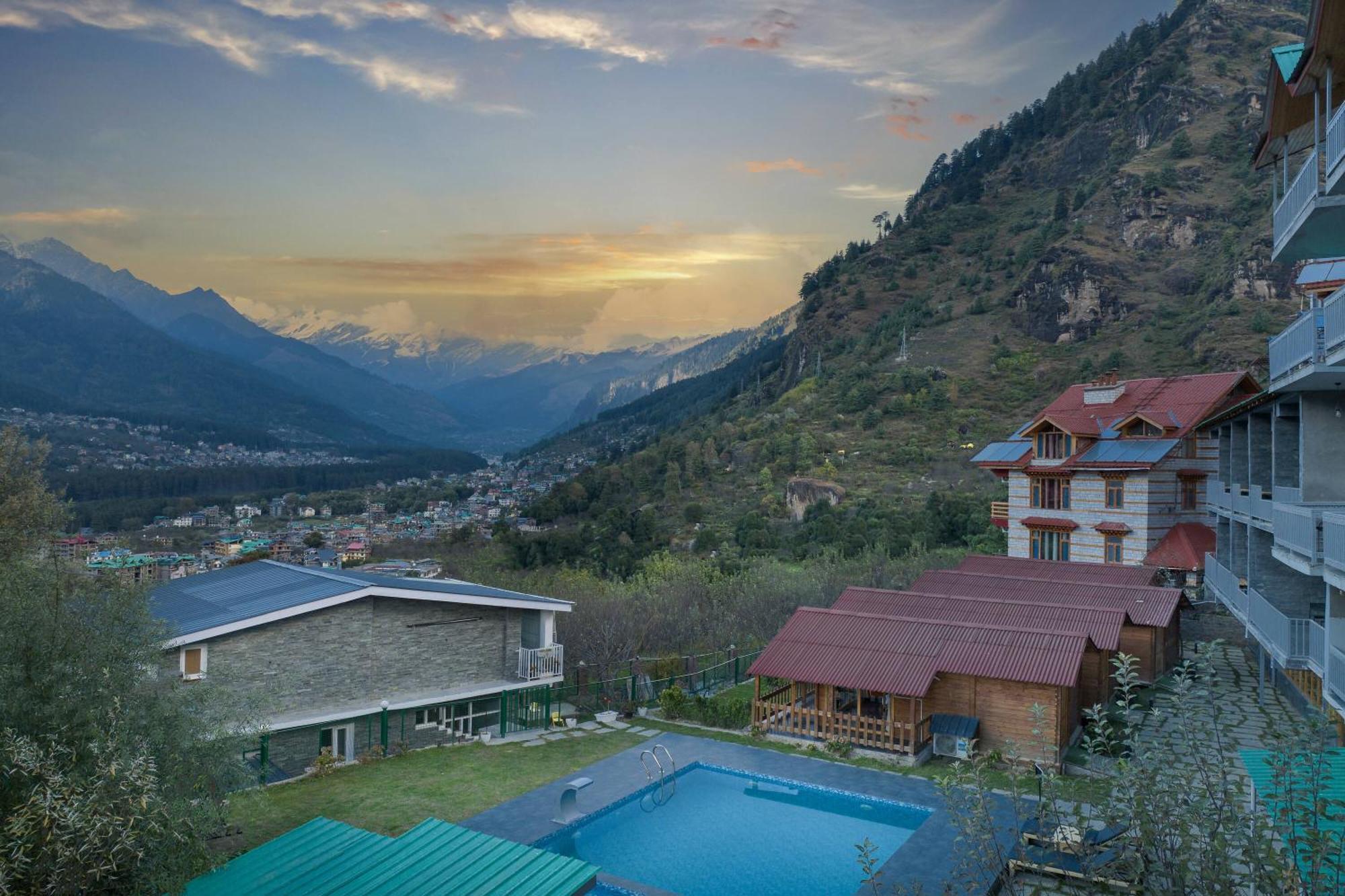 Echor Himalayan Heights Manali Hotell Exteriör bild