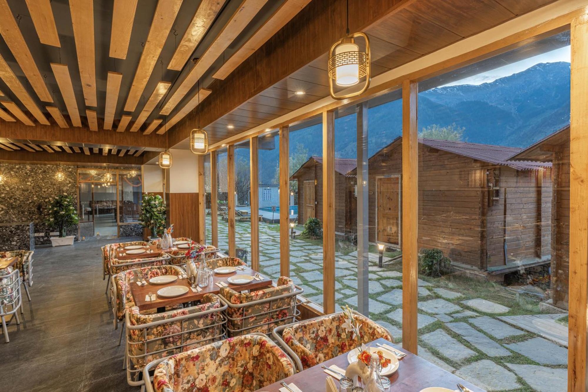 Echor Himalayan Heights Manali Hotell Exteriör bild