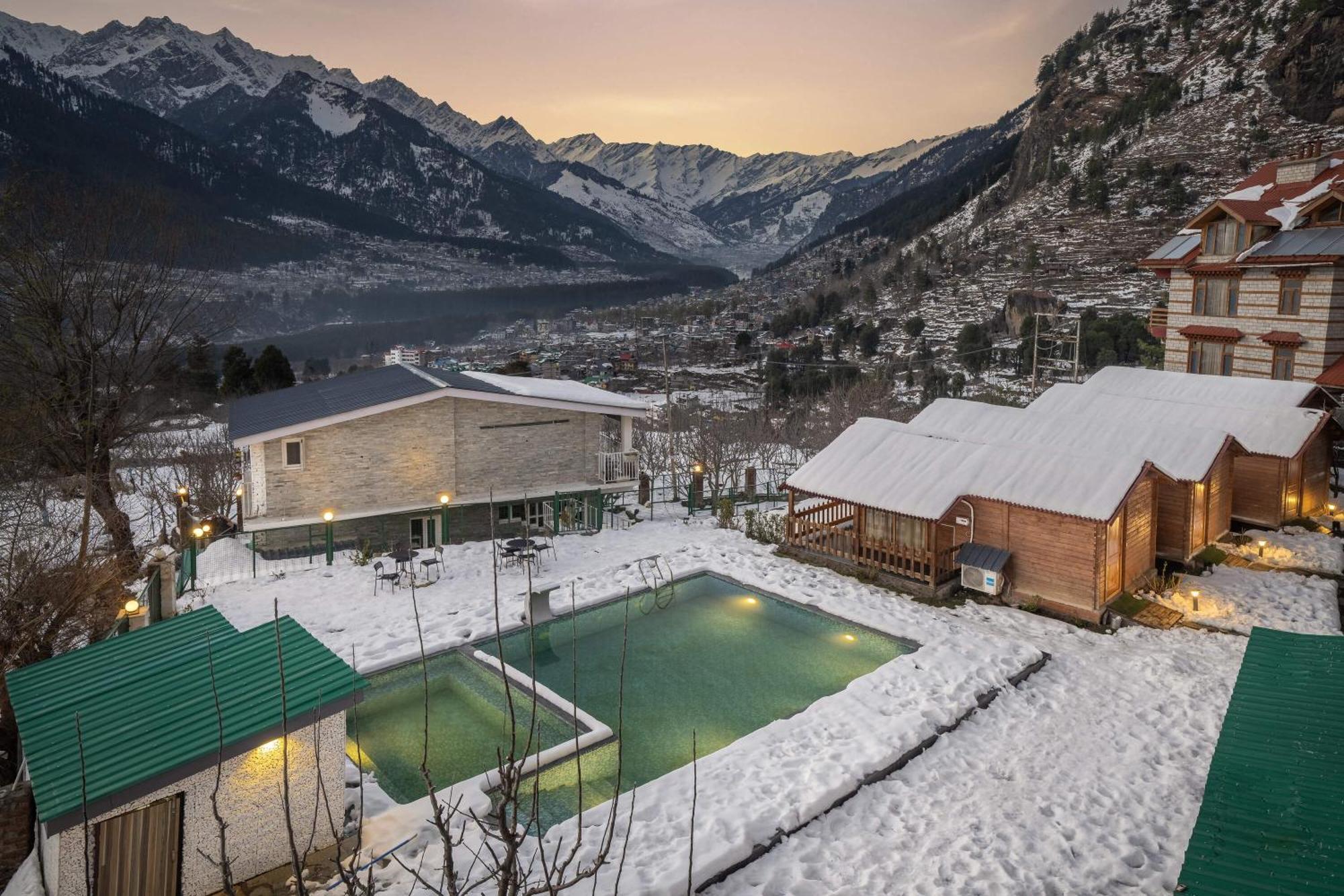 Echor Himalayan Heights Manali Hotell Exteriör bild