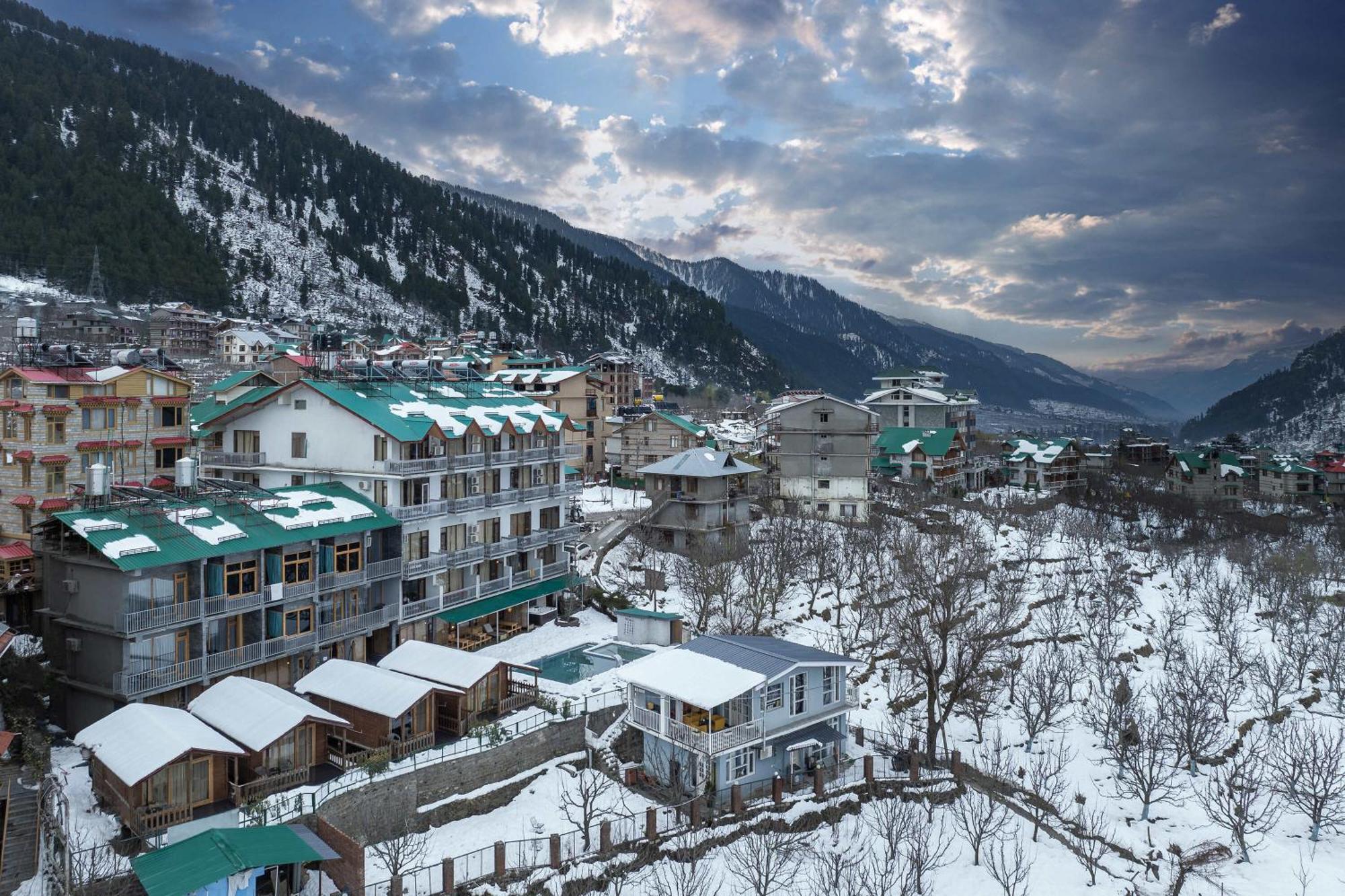 Echor Himalayan Heights Manali Hotell Exteriör bild