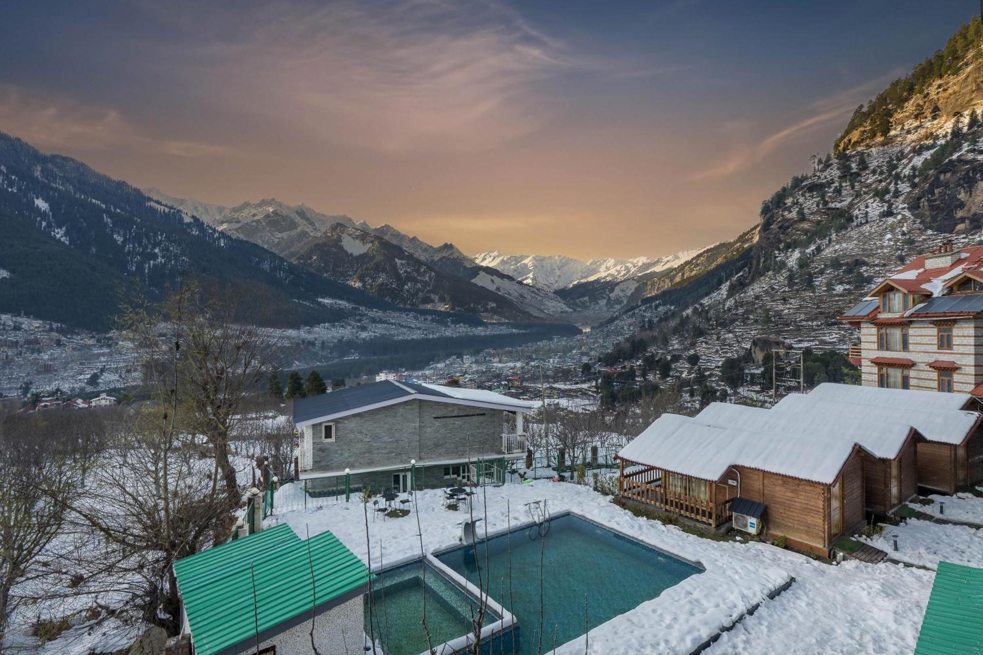 Echor Himalayan Heights Manali Hotell Exteriör bild